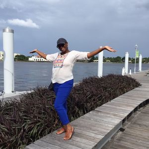 Meet your Posher, Freda w